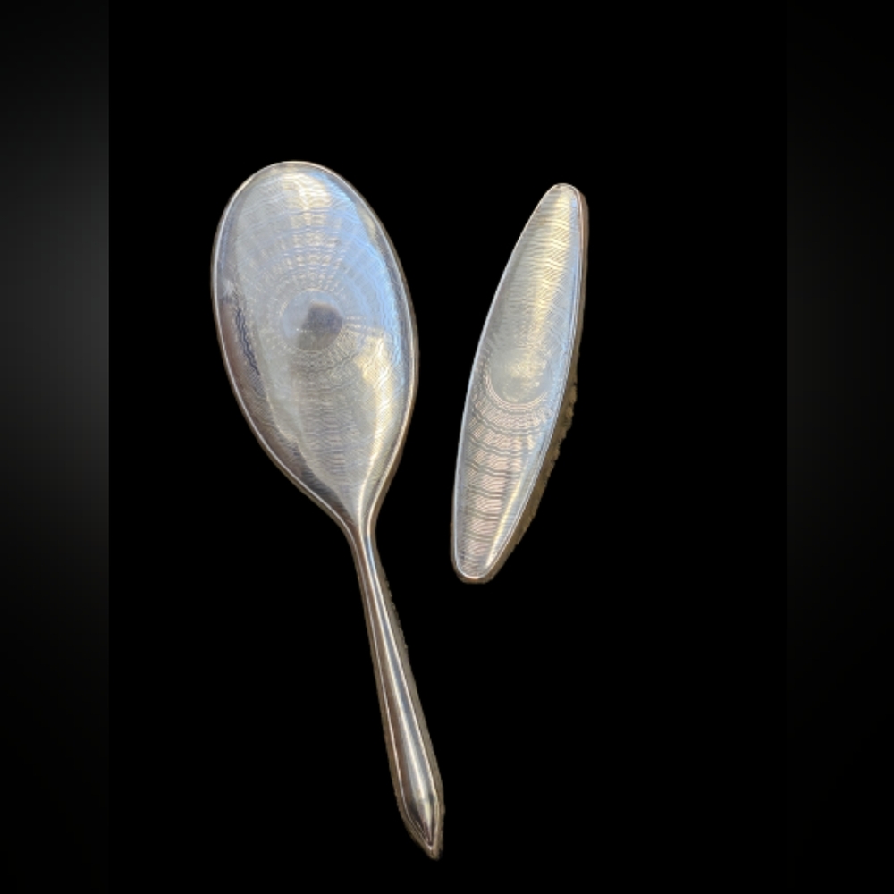 E.P.N.S. VINTAGE British Made SILVER PLATED Hair & Coat Brush Set